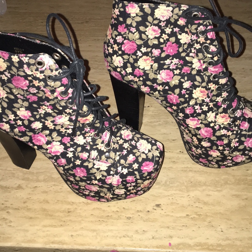 Shi by journeys Kelly boots